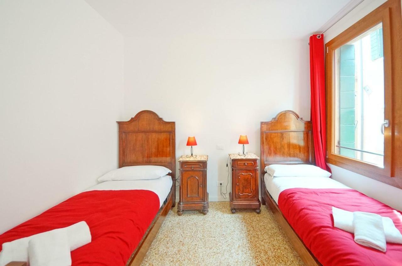 Dolcevita N 374 * Venedig